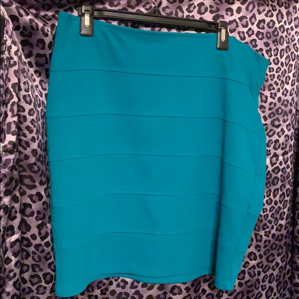 Forever 21 bodycon skirt